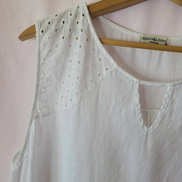 Plus size 1x Italian Made white linen sleeveless top by TERZO MILLENNIO - Picture 7 of 7